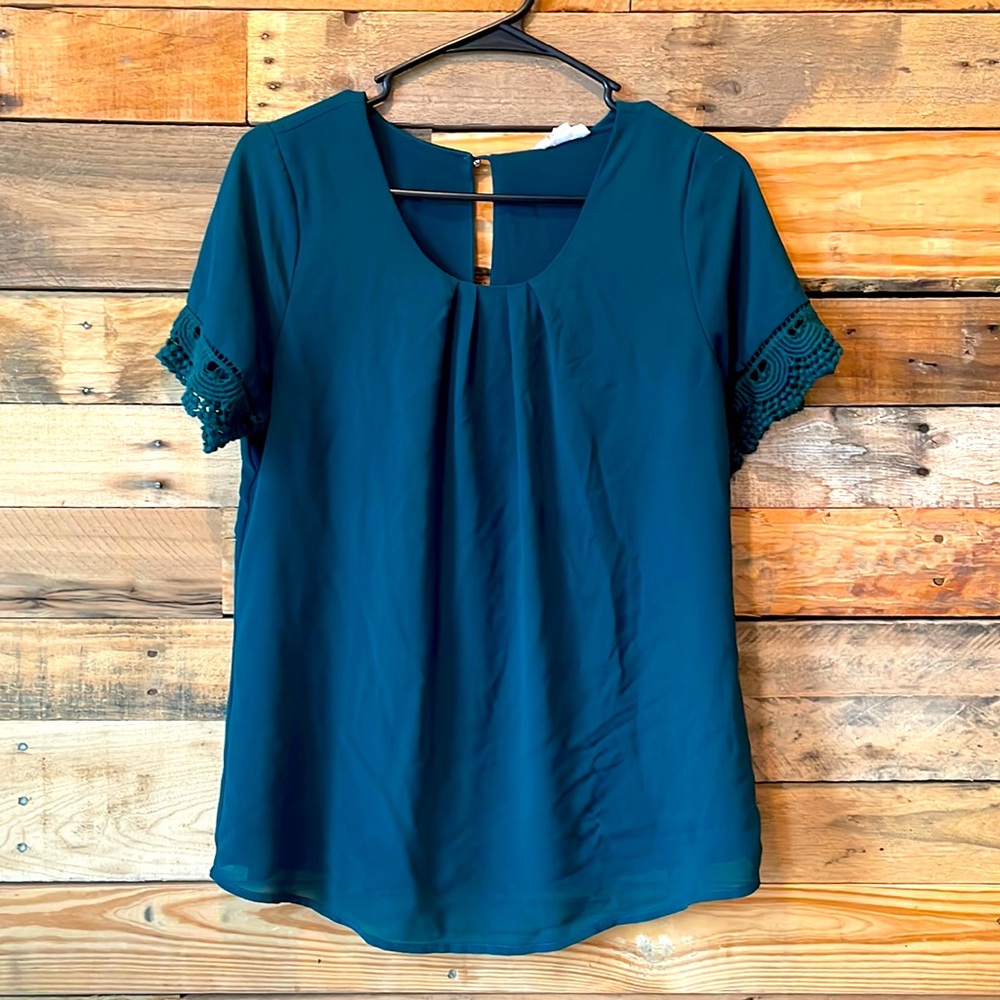 Medium forest green work blouse